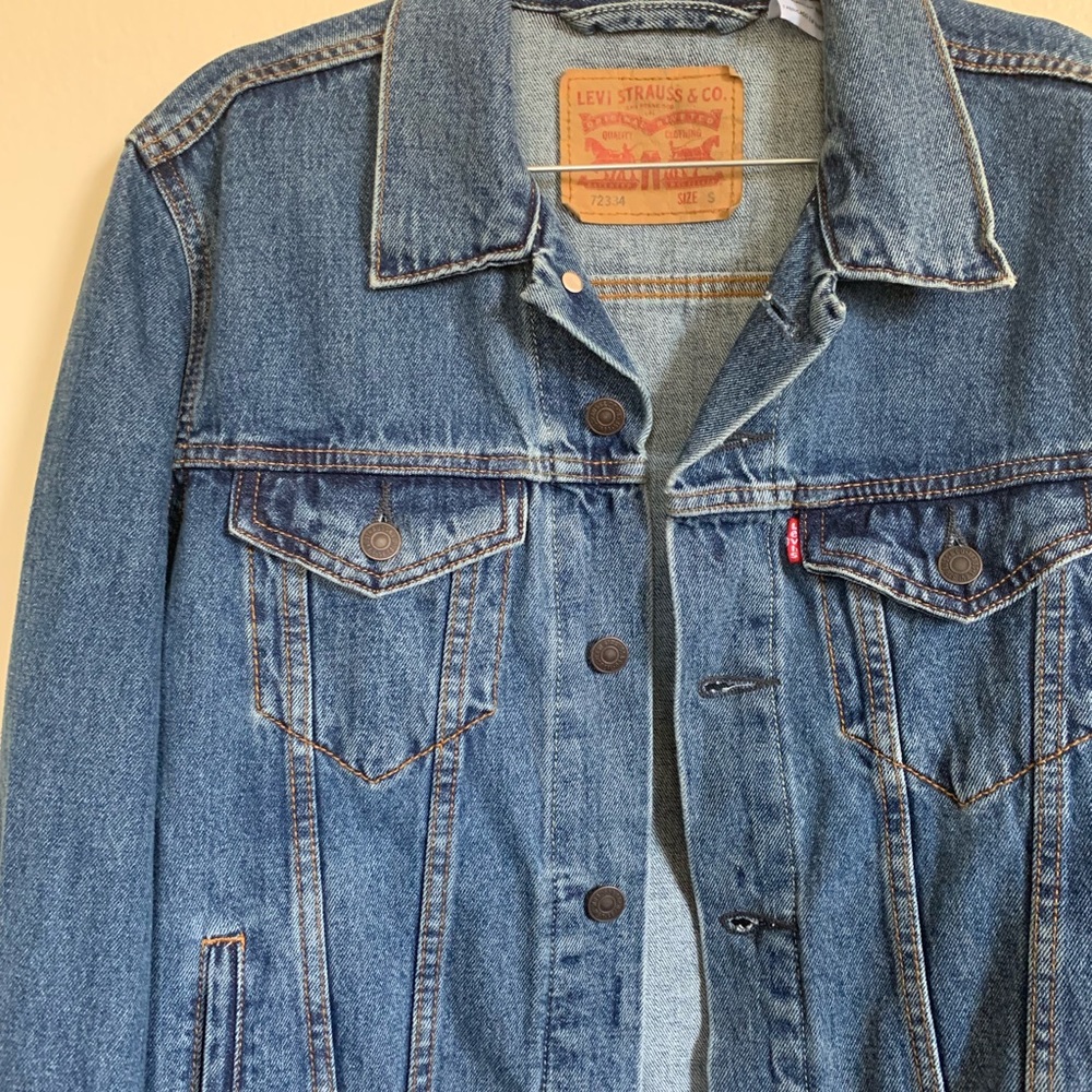 NWOT Levis Denim Jacket - Picture 3 of 4